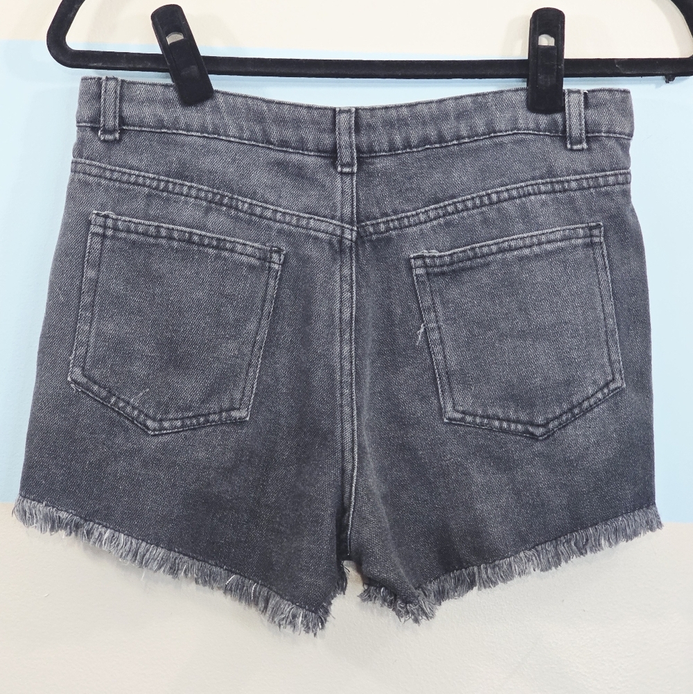 Chic Stone Wash Denim Women's Shorts - Picture 5 of 7